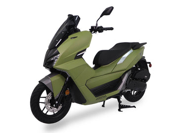 Ice Bear Vlad 200cc EFI (PMZ200-V) Ascend Scooter, Air-Cooled, CBS Brakes, Dual Shocks, 14″ Wheels, Belt Drive, Digital speedometer